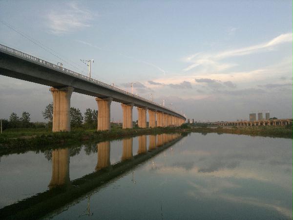 成渝鐵路采用松夏<a href='http://m.weimouo.cn/' target='_blank'><u>空氣彈簧</u></a>